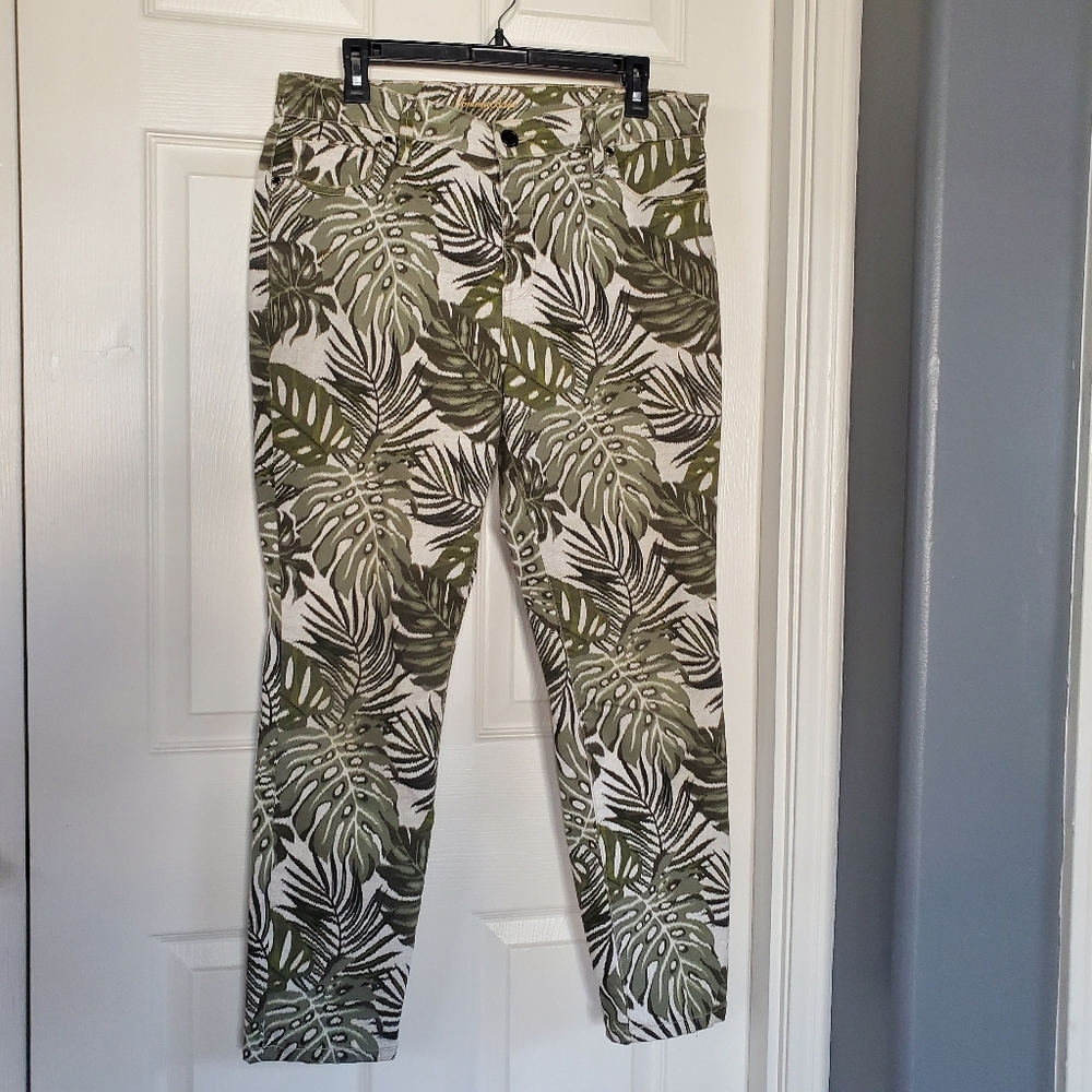 Tommy Bahama Safari Bliss High Rise Ankle Womens Pants Size 10X28 Green Floral